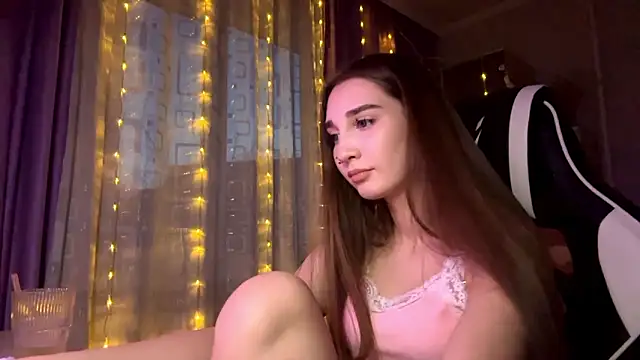 HollyPaw Chat XXX live