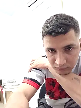 MonasticCanine: διαδικτυακό σόου στην κάμερα