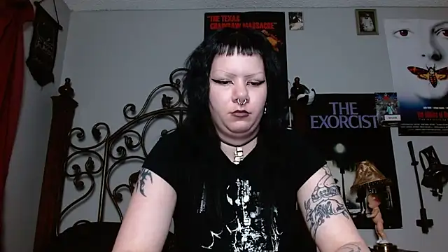 Chatroom XXX en direct de Bettieee_Agura