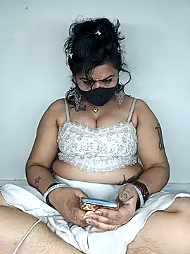 Ruby-7 Adlı Modelin Web Kamerası Şovu