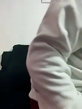 Chat +18 de hairyandbigmann ao vivo