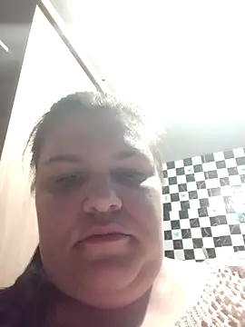 IONY_WANTS_APPRECIATION Live XXX Chat