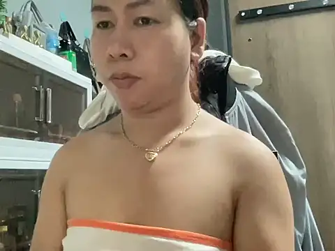 UrLove_Marga Adlı Modelin Web Kamerası Şovu