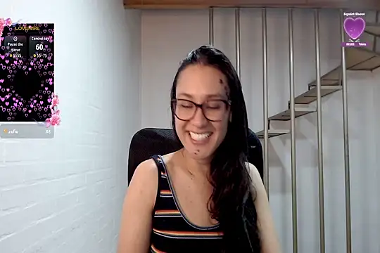 Jessie_Desire live XXX chat