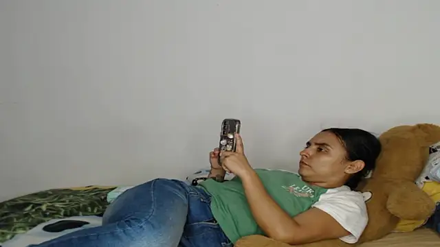 kathy_luisa élő XXX-chatje