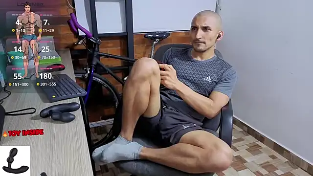 Marck_Muscle 即時 XXX 聊天