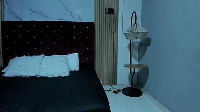 Danna-Rousen Live XXX chat