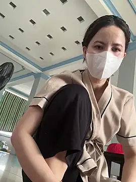 bi_biii 网络视讯表演