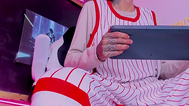 Daniel_Deluc77 即時 XXX 聊天