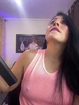 Chat +18 de Miaswwe ao vivo