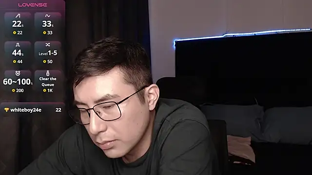 Webkamerová show andrewmhilton_