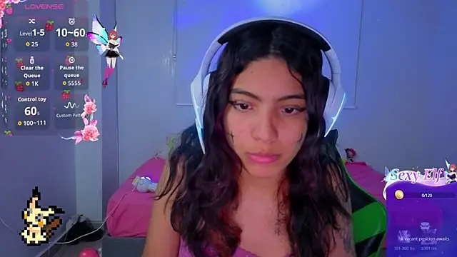 Chat +18 de Lovelyamyy ao vivo