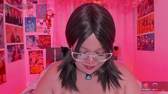 Chat +18 de MissCurvyTop ao vivo