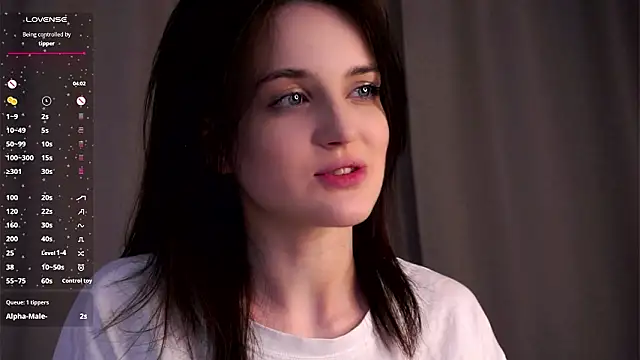 Онлайн чат XXX EffieHenri