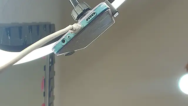 Angell_charlotteのライブXXXチャット