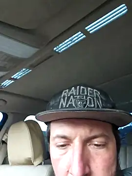 UncutHammer69 webkamerás műsora