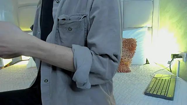 Hecatee_77 Adlı Modelin Canlı XXX Sohbeti