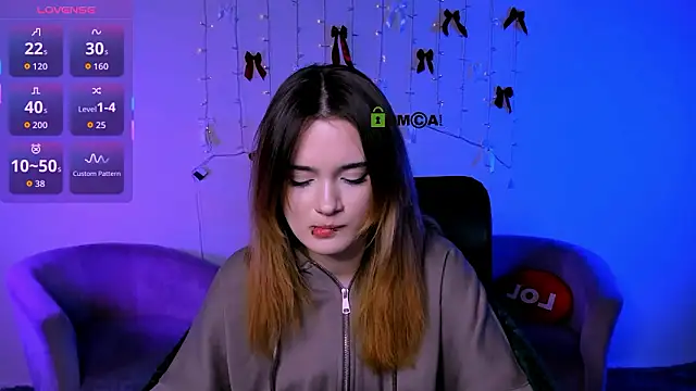 Chatroom XXX en direct de liana_kisses