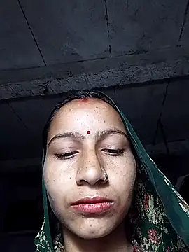 Cut_rami6: διαδικτυακό σόου στην κάμερα