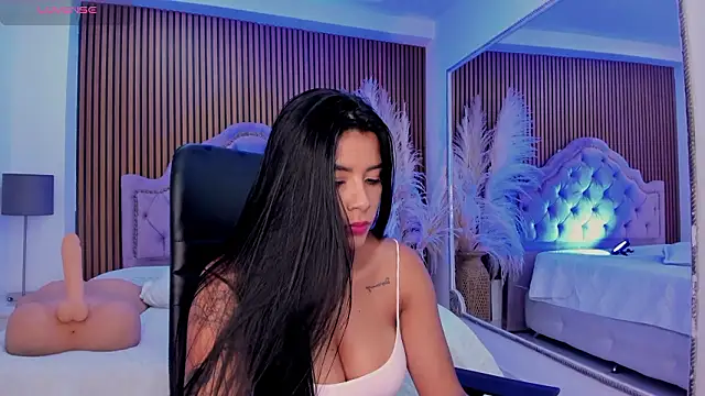 SelenaStonne – Live XXX-chat