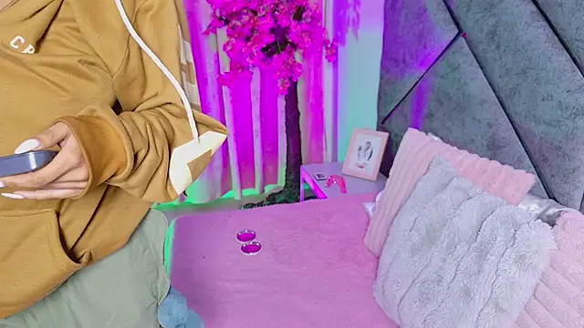 Živý XXX chat Elith_noa