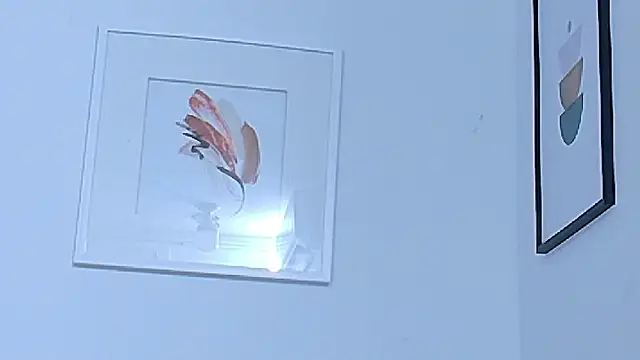 Онлайн чат XXX cutepetitee