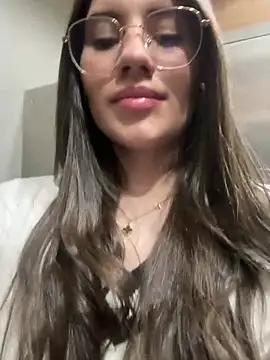 Isabella21_: онлайн-секс-чат