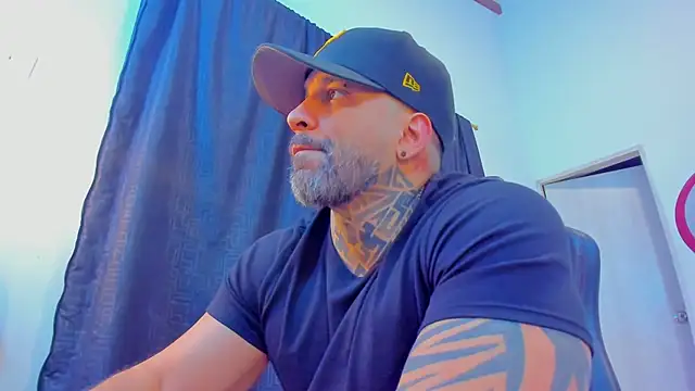 دردشة JoshRigby الجنسية المباشرة