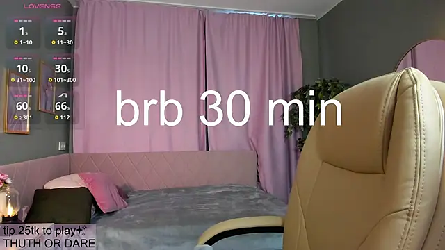 Ursula_Andres élő XXX-chatje