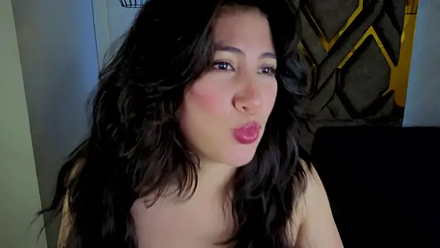 Chatroom XXX en direct de Luvienne