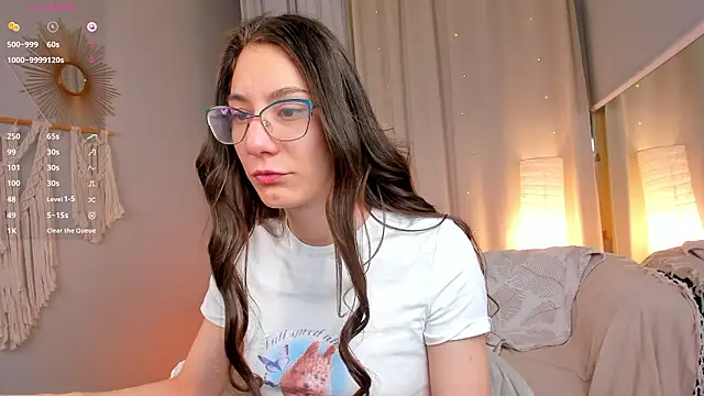 LolaBennett: онлайн-секс-чат