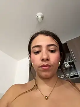 Chat XXX en directo de Hall_16