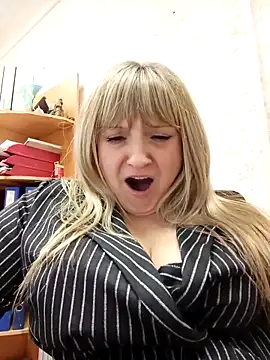 Office_Albertina – Live XXX-chat