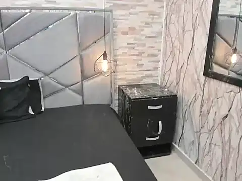 Fantasy_Trans_ – Naživo XXX chat