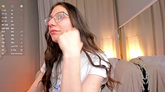 Chat +18 de LolaBennett ao vivo