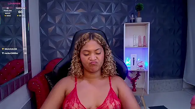 Živý XXX chat Cristal_War