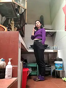 Basanis68 在線直播表演