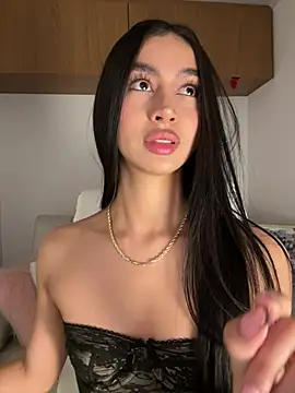 maddy_bronw_ Adlı Modelin Canlı XXX Sohbeti