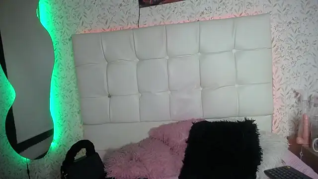 antia_z Chat XXX in diretta