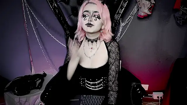 Navier__ Chat XXX in diretta