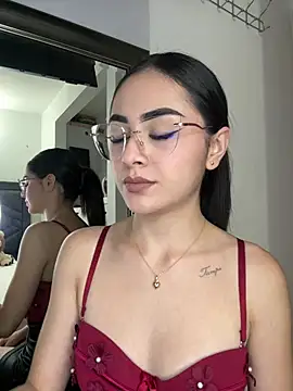 IslaCole's Live XXX Chat