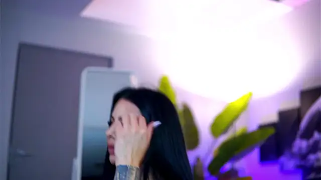 Czat XXX na żywo – Ivy_Trix