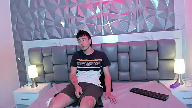 KathyAiden webcam show