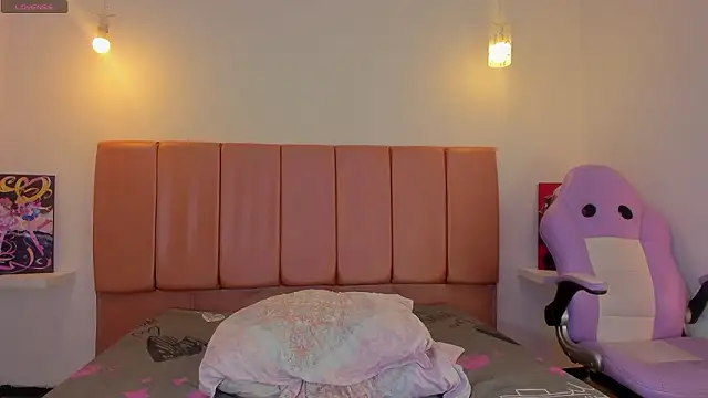 Iamcami_ élő XXX-chatje