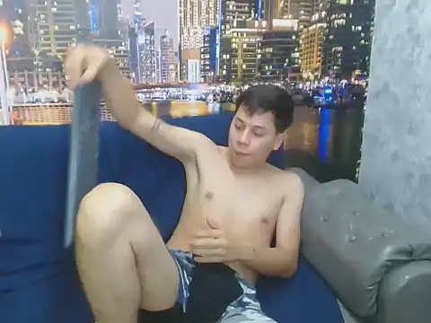 santiago_xxxcol Live XXX Chat