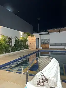 ava_blueのライブXXXチャット