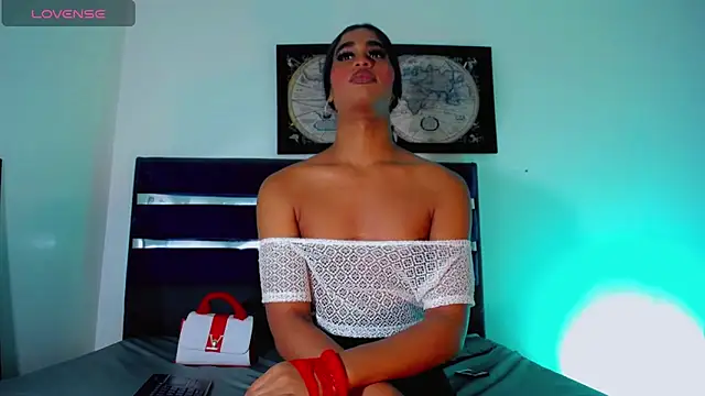 katha_Crawford: διαδικτυακό σόου στην κάμερα