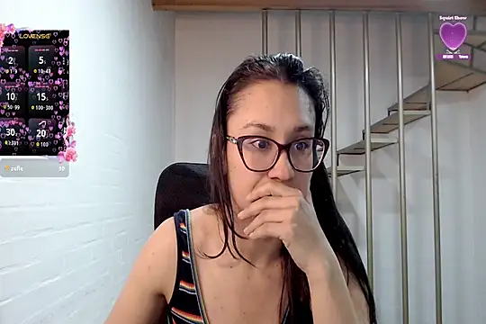 Онлайн чат XXX Jessie_Desire