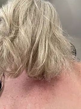 Chat XXX ao vivo de Kaitlyn_Winters