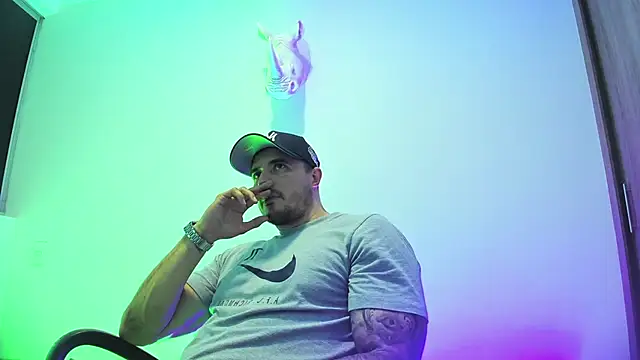 Chatroom XXX en direct de Dagoti